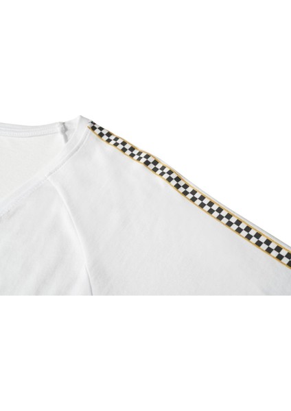 Kadın Reglan Şerit Baskılı Kol V Yaka Beyaz Tshirt modelleri