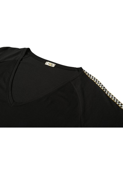 Kadın Reglan Şerit Baskılı Kol V Yaka Siyah Tshirt modelleri