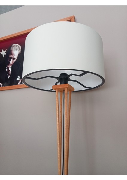 Ahşap Lambader