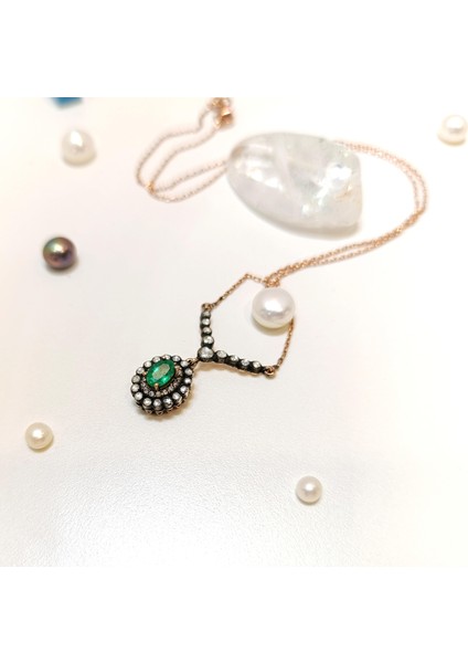 Elmas ve Zümrüt Taşlı Kolye 8 Ayar Altın Hd Videolu fırsatları