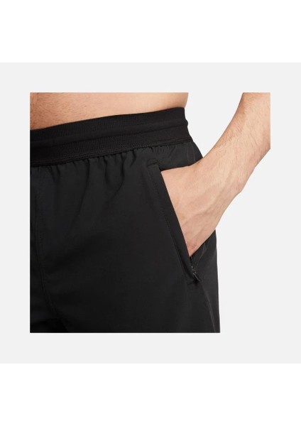 Pro Dri-Fıt Flex Men's 6" Training Shorts Black Erkek Siyah Antrenman Şortu DM5952 fırsatları