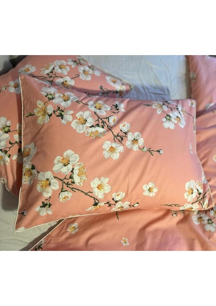 Pembe Renkli Beyaz Çiçekli Nevresim Takımı. modelleri