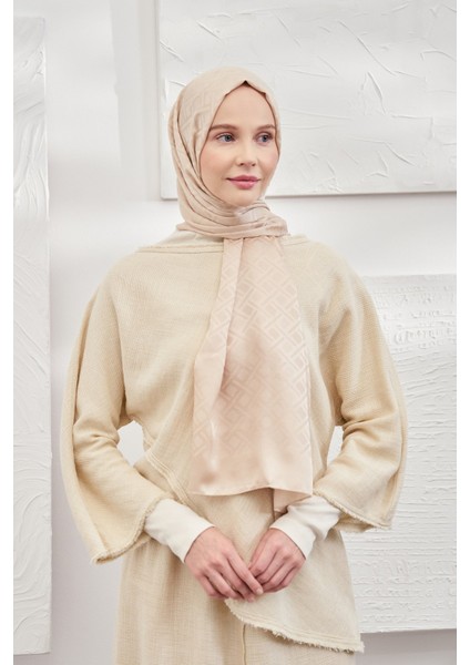 Italyan Jakar Geometrik Desen Şal - Bej