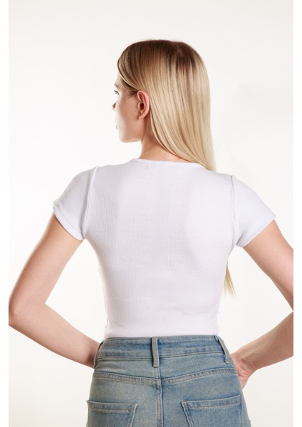 Kadın Beyaz Fitted Basic Fitilli Likralı V Yaka Kollu Tshirt Atlet Bluz modelleri