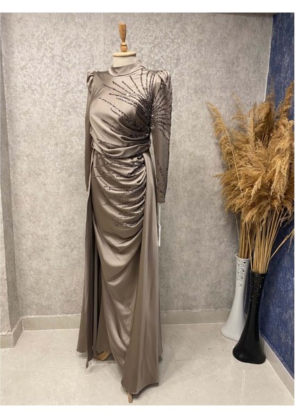 24Y4757 Hennin Abiye Elbise Saten Taş Işlemli Kuyruklu - Hennin - 24Y4757 - Vizon - 44