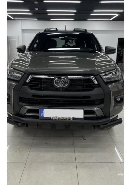 Toyota Hilux Siyah Ön Koruma Demiri 2023+ fırsatları