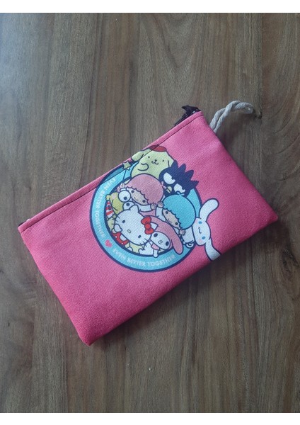 Sanrio Karakterleri Even Better Together Desenli Tasarım Kalaemlik - Cüzdan