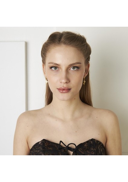 Kombin Kelebek Küpe fırsatları