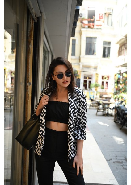 Kadın-Desenli Yarım Kol Ceket 1035-22