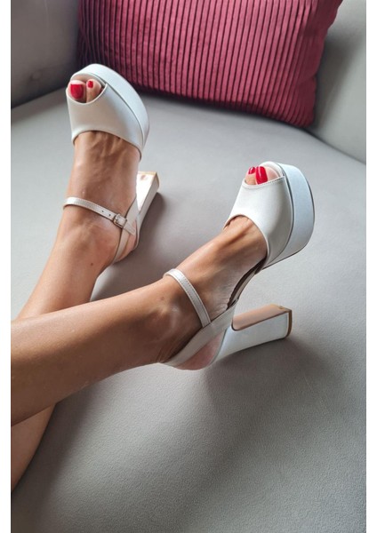 036 04183 Topukla Kadın Platform Topuklu Bilekden Bağlamalı Saten Abiye Ayakkabı