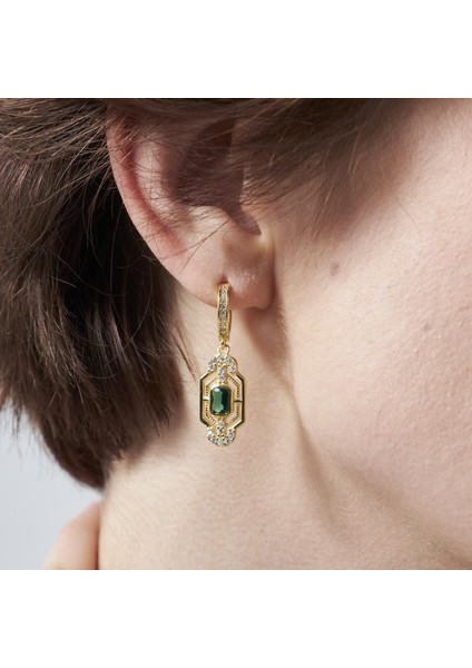 Yeşil Baget Taşlı Küpeler fırsatları