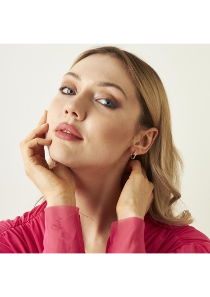 Yuvarlak Taşlı Halka Küpeler indirimleri