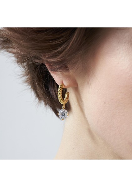 Döner Halkalı Tek Taşlı Küpeler modelleri