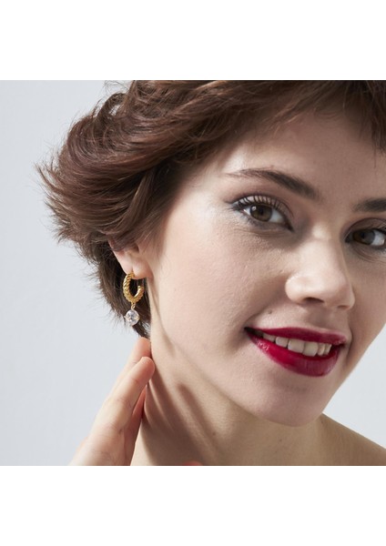 Döner Halkalı Tek Taşlı Küpeler indirimleri