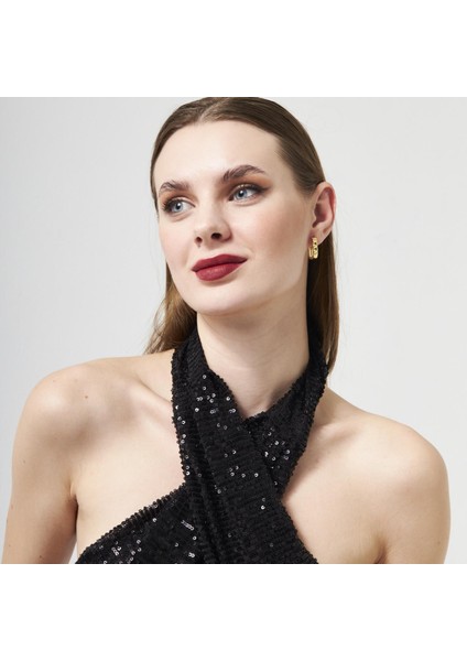 Kabartmalı Oval Küpeler fırsatları