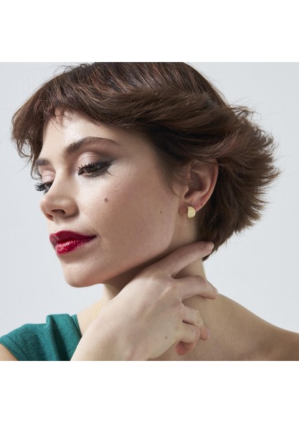 Basit Minik Küpeler modelleri