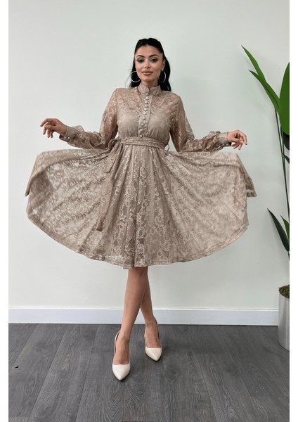 Dantel Kumaş Düğme Detaylı Mini Elbise - Krem fırsatları