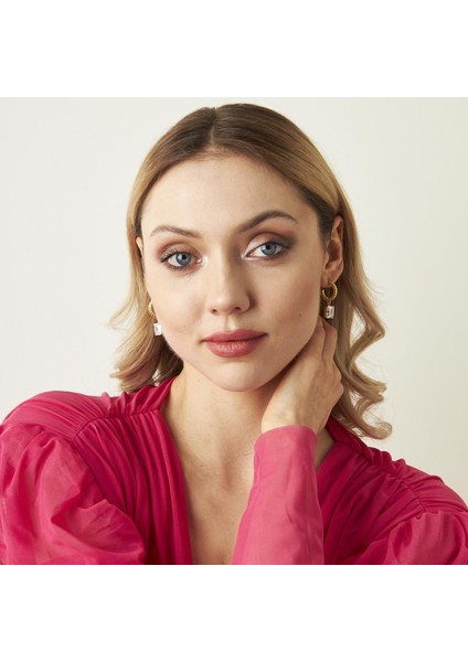 Büyük Taşlı Dikdörtgen Baget Küpeler fırsatları