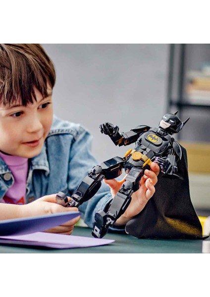 76259 LEGO Batman Yapım Figürü 275 Parça +8 Yaş