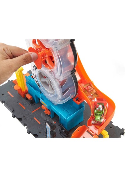 HDP02 Hot Wheels Tekerlek Kulesi Pisti