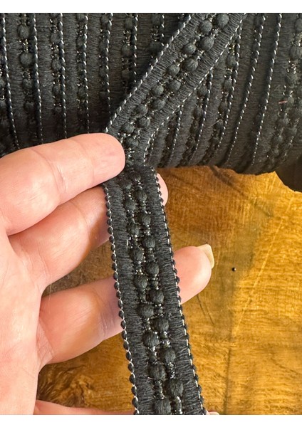 En 1 cm Siyah Desenli Şerit Dikiş Giyim Hobi Aksesuarı 1 Metre modelleri