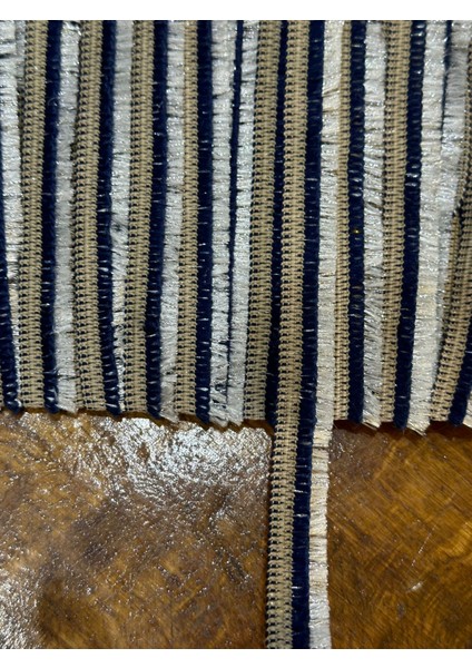 En 1 cm Püsküllü Tasarım Şerit Dikiş Giyim Aksesuarı 1 Metre modelleri