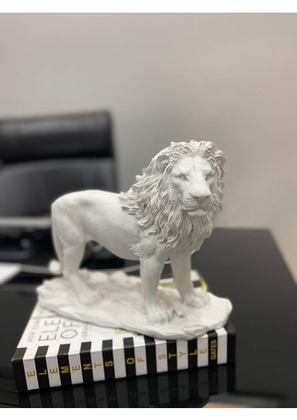 Aslan Biblo Heykel