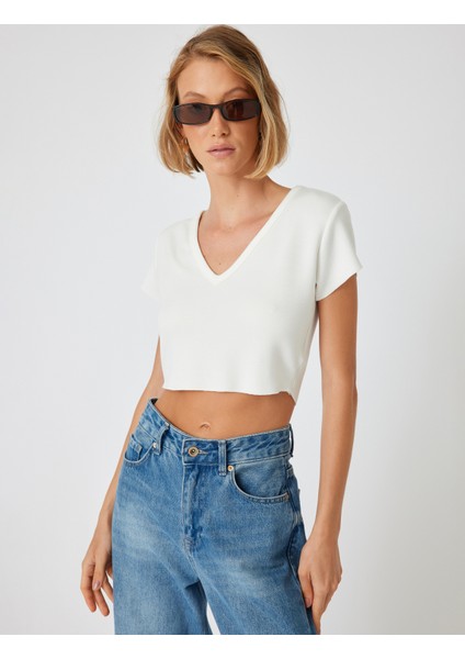 Crop Viskon Tişört V Yaka Kısa Kollu Slim Fit