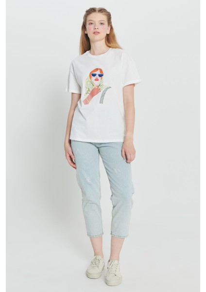 Pamuk Oversize Fit Bol Kesim Baskılı Bisiklet Yaka Tişört fiyatları