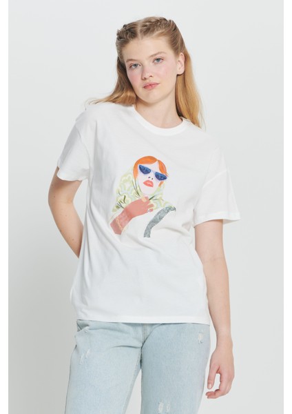 Pamuk Oversize Fit Bol Kesim Baskılı Bisiklet Yaka Tişört modelleri