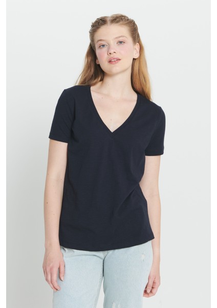 %100 Pamuk Standart Fit Normal Kesim V Yaka Basic Tişört modelleri