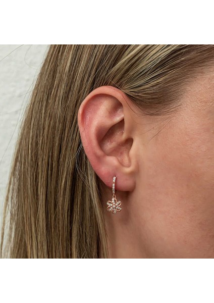 ​gümüş Sallantılı Rose Çiçek Kadın Küpe fırsatları