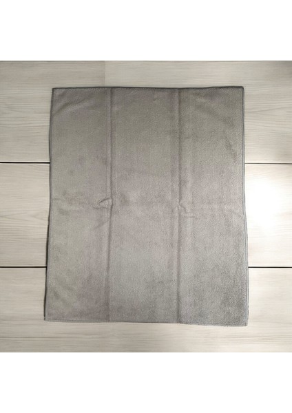 Pratik ve Hijyenik Çok Amaçlı Mikrofiber Bez 60X50 cm Mikrofiber Bez (1 Adet)