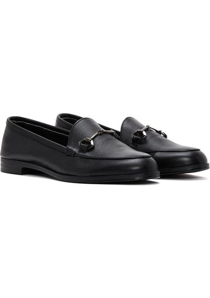 Kadın Siyah Toka Detaylı Deri Maskülen Loafer 24WFD410018 modelleri