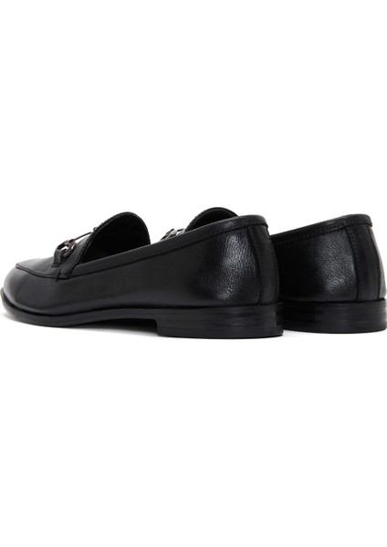 Kadın Siyah Toka Detaylı Deri Maskülen Loafer 24WFD410018 indirimleri