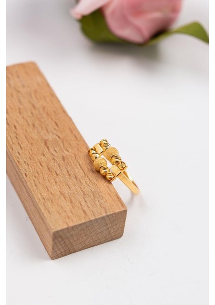 22 Ayar Altın Dorika Kadın Yüzük LKYZK1518