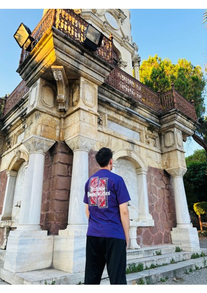 Hereke Halılı Oversize Mor T-Shirt modelleri