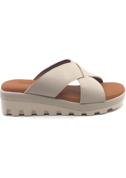 cc 405 Bej Günlük Kadın Terlik