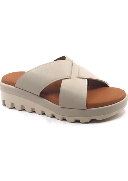 cc 405 Bej Günlük Kadın Terlik fiyatları