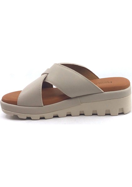 cc 405 Bej Günlük Kadın Terlik fırsatları