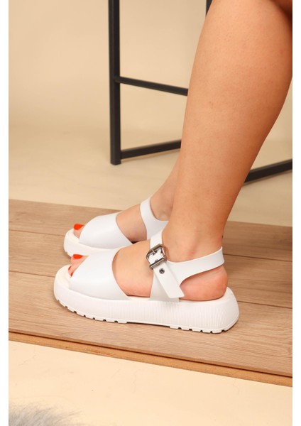 Larisa Kalın Taban Sandalet Beyaz indirimleri