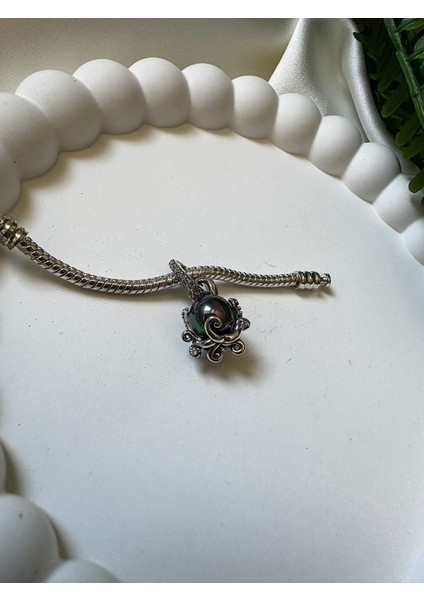 Gümüş S925 Damgalı Disney The Little Mermaid Ursula Sallantılı Charm fırsatları