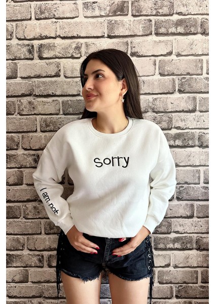 Beyaz Renk Sorry Baskılı 3 Iplik Unisex Sweatshirt