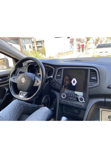 Renault Megan 4 Tesla Android 4gb Ram 64GB Rom Carplay Navigasyon Multimedya