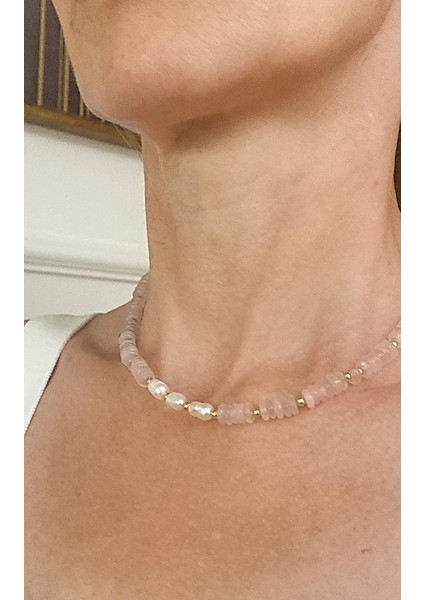 Pembekuvarskolye modelleri