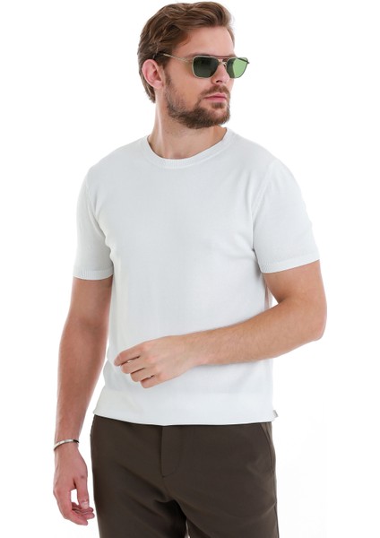 Beyaz Regular Fit Düz Bisiklet Yaka Rayon Triko Tişört fırsatları
