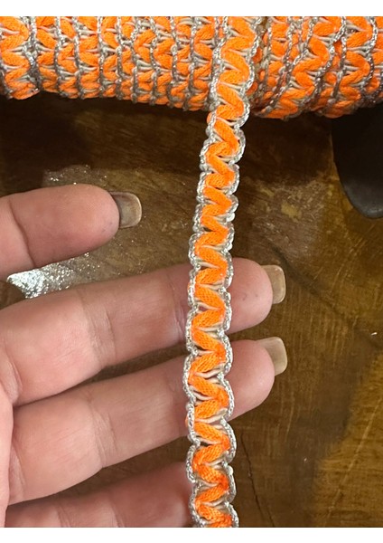 En 1 cm Neon Turuncu Biye Şerit Dikiş Giyim Aksesuarı 1 Metre fiyatları
