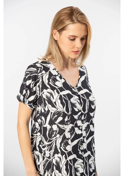 3603 Kadın Kısa Kollu Dokuma V Yaka Önden Düğmeli Elbise-Siyah fiyatları