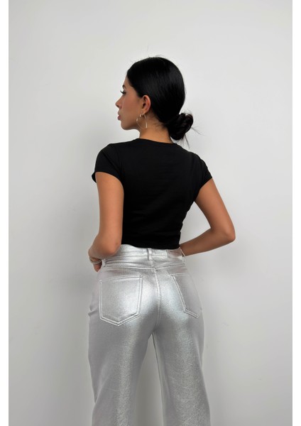 Taş Detay Crop T-Shirt indirimleri