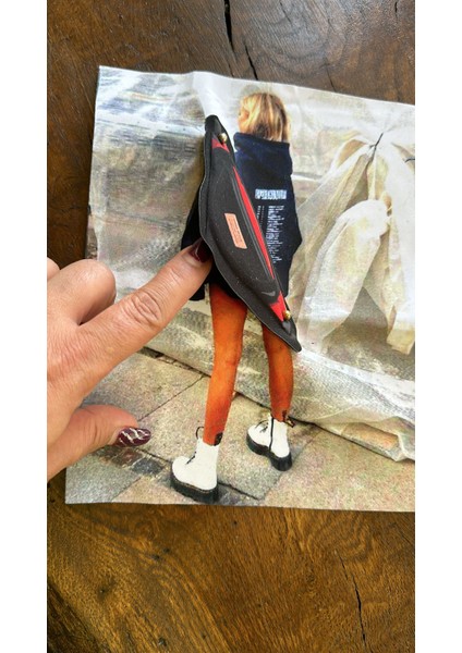 Sünger Çantalı Kız Arma Dikiş Aplike 23X19 cm fiyatları